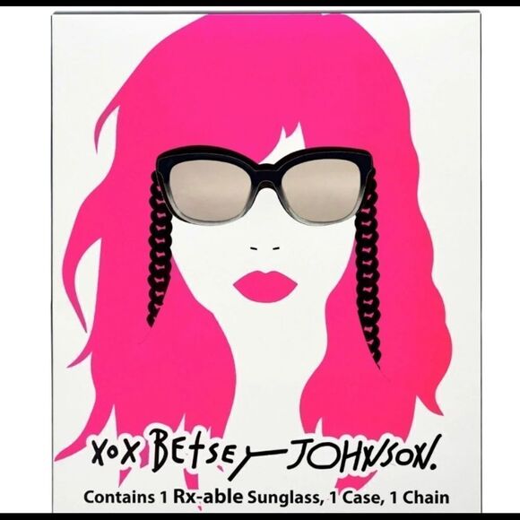 New Betsey Johnson Sunglass chain case box set New In Box - Picture 3 of 11